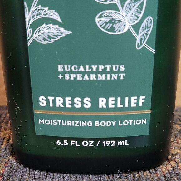 Bath & Body Works Aromatherapy Stress Relief Eucalyptus Spearmint Body L… - Picture 2 of 6
